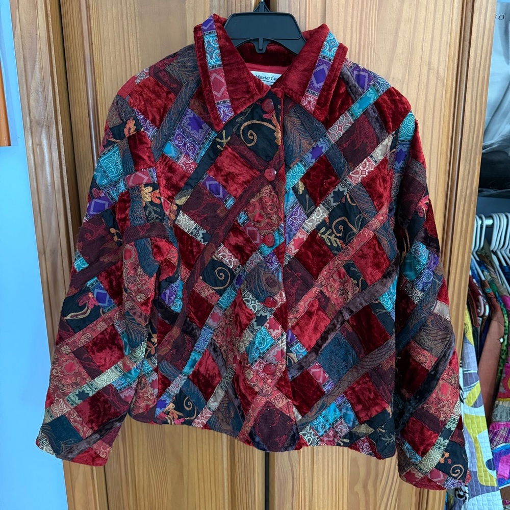 Coldwater Creek Patchwork Jacket Size Petite Medium Red Quilted Button Up